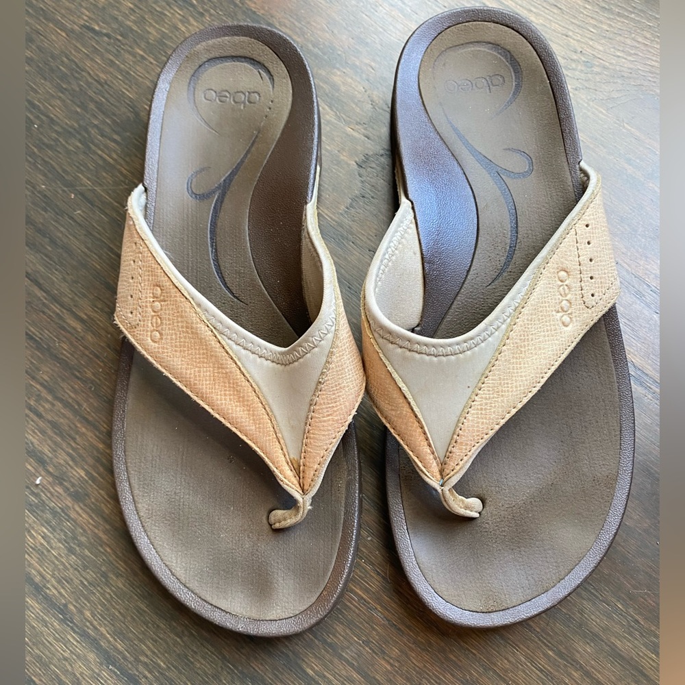 Abeo brown tan sandals sz 7N